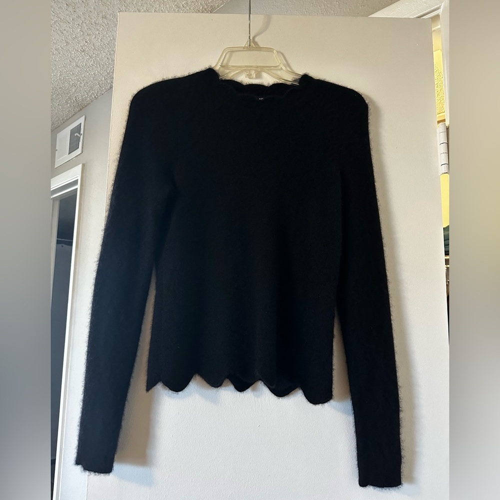 100% cashmere Aqua scalped sweater, size S